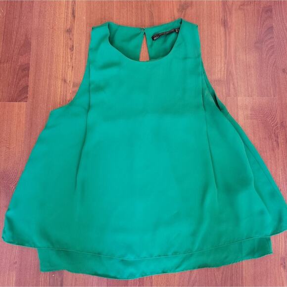 ZARA GREEN SLEEVELESS LAYERED TANK WITH KEY HOLE BACK SIZE XS - Picture 2 of 6